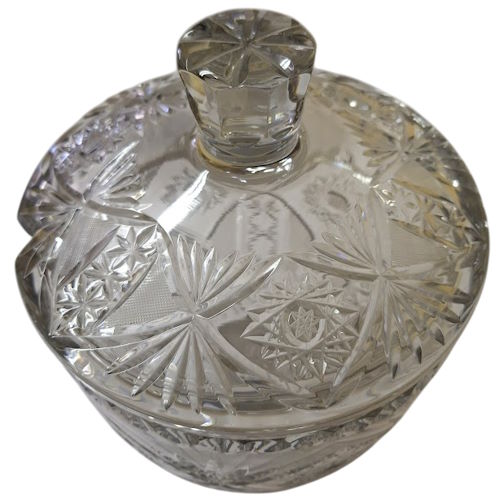 Kristallen bowl met deksel