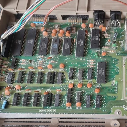 Commodore C64 Rev.250425 (resetknop)