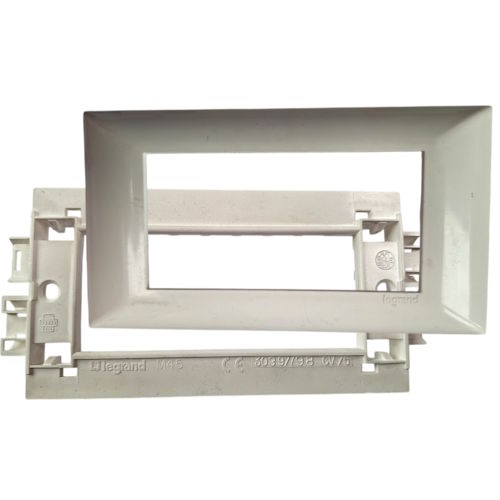 Legrand 30397 DLP-houder  4mod